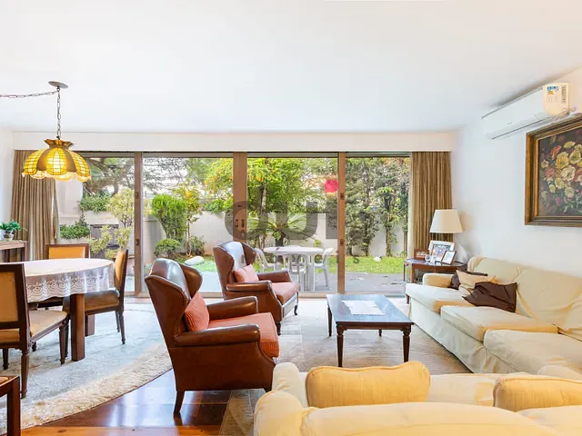 Sobrado com 416m² 4 quartos e 4 banheiros, à venda, no bairro Vila Madalena em São Paulo