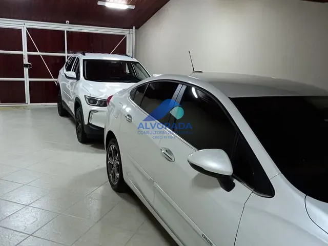 Sobrado com 150m² 3 quartos e 3 banheiros, à venda, no bairro Vila Industrial em São José dos Campos
