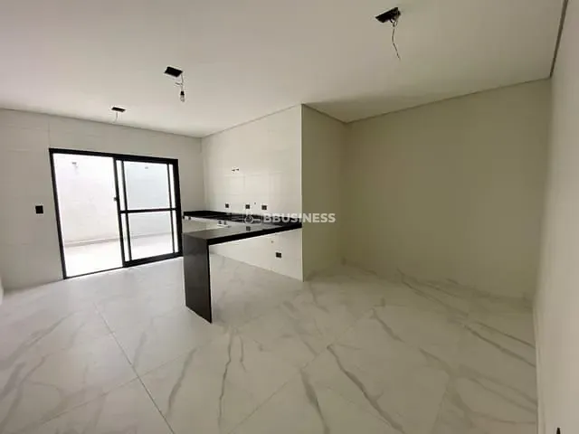 Sobrado com 205m² 3 quartos e 4 banheiros, à venda, no bairro Cerâmica em São Caetano do Sul
