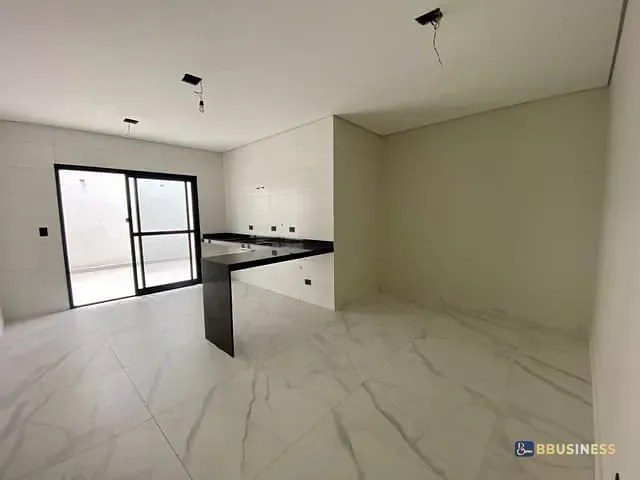 Sobrado com 205m² 3 quartos e 4 banheiros, à venda, no bairro Cerâmica em São Caetano do Sul