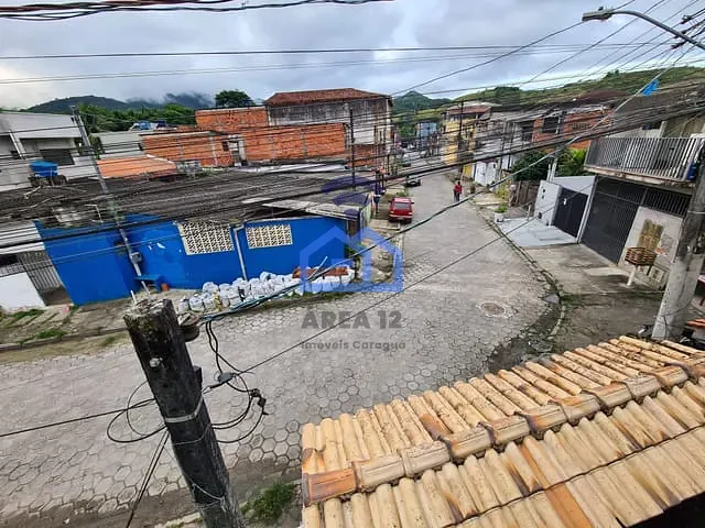 Sobrado 3 quartos e 3 banheiros, à venda, no bairro Ponte Seca em Caraguatatuba