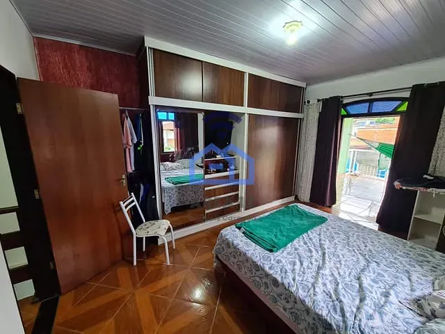 Sobrado 3 quartos e 3 banheiros, à venda, no bairro Ponte Seca em Caraguatatuba