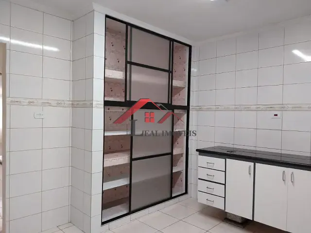 Sobrado com 113m² 3 quartos e 2 banheiros, à venda, no bairro Vila Camilópolis em Santo André