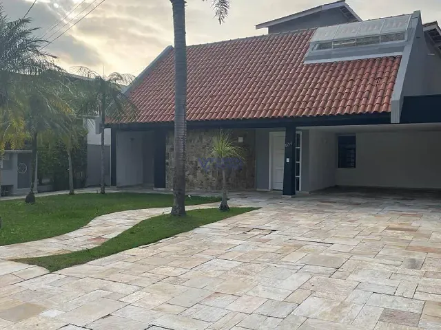 Sobrado com 450m² 4 quartos e 5 banheiros, à venda, no bairro Condomínio Esplanada do Sol em São José dos Campos