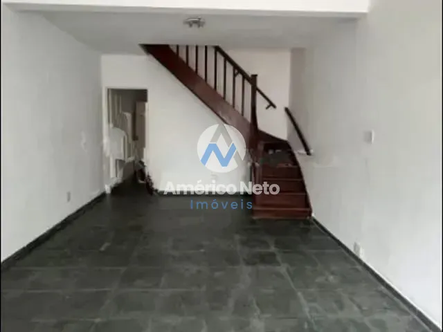 Sobrado 2 quartos e 2 banheiros, para alugar, no bairro Santa Maria em São Caetano do Sul