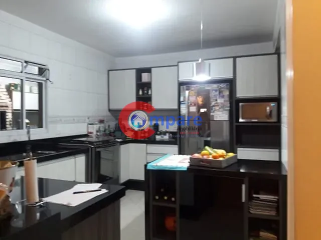 Sobrado com 140m² 3 quartos e 1 banheiro, à venda, no bairro Jardim Imperador em Guarulhos