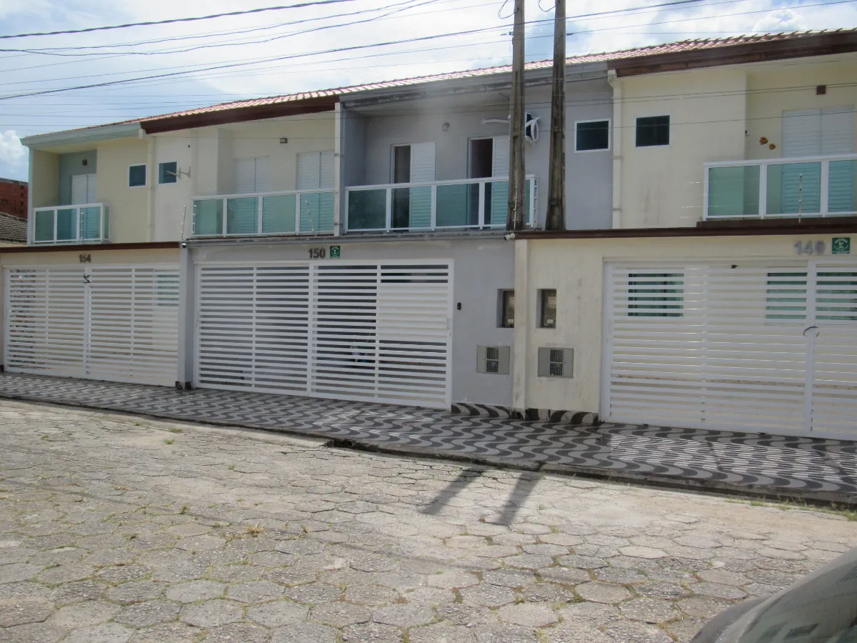 Sobrado para venda em Cibratel I com 3 quartos, sendo 1 suíte, 107m²