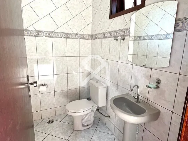 Sobrado com 350m² 4 quartos e 2 banheiros, à venda, no bairro Vila Maluf em Suzano