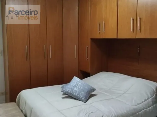 Casa 3 quartos e 2 banheiros, à venda, no bairro Vila Granada em São Paulo