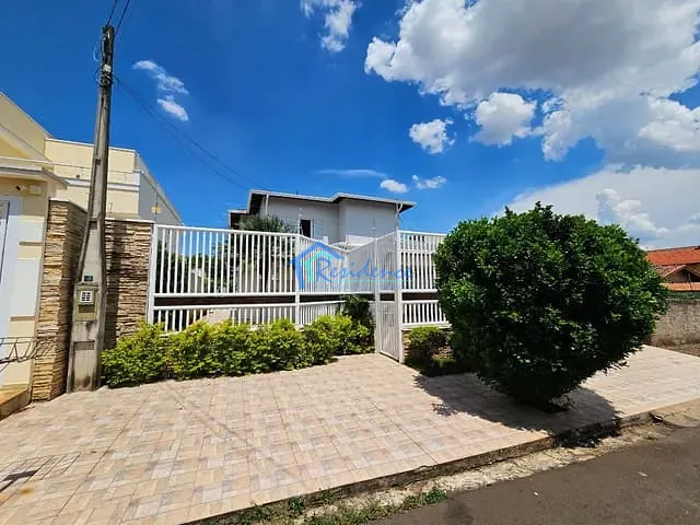 Sobrado com 450m² 3 quartos e 2 banheiros, à venda ou para alugar, no bairro Jardim Dom Bosco em Indaiatuba