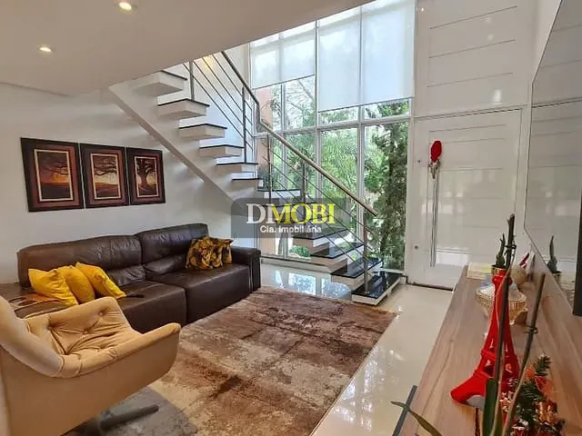 Sobrado com 243m² 3 quartos e 2 banheiros, à venda, no bairro Dom Feliciano em Gravataí