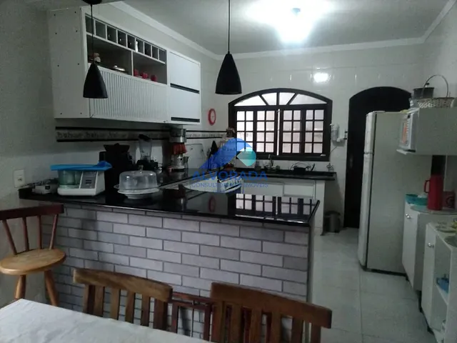 Sobrado com 250m² 5 quartos e 5 banheiros, à venda, no bairro Bosque dos Eucaliptos em São José dos Campos