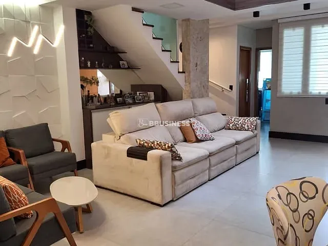 Sobrado com 163m² 4 quartos e 4 banheiros, à venda, no bairro Vila Alpina em Santo André