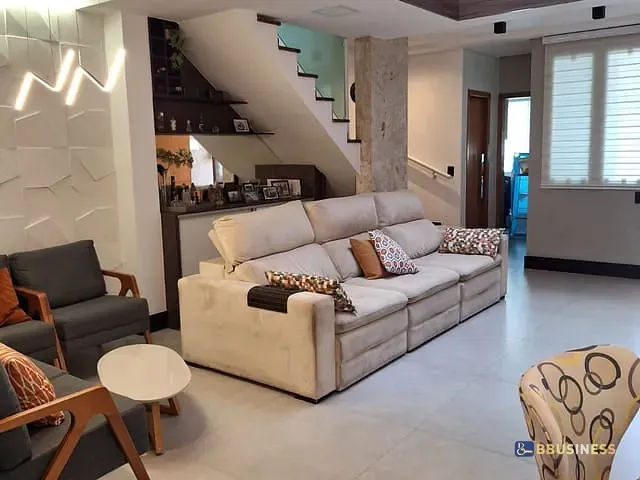 Sobrado com 163m² 4 quartos e 4 banheiros, à venda, no bairro Vila Alpina em Santo André