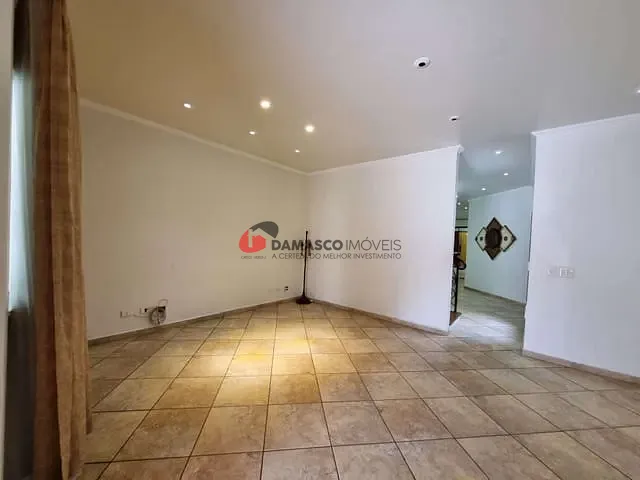 Sobrado com 210m², à venda, no bairro Olímpico em São Caetano do Sul