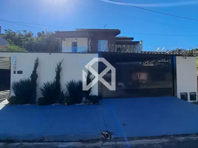 Sobrado com 306m² 3 quartos e 4 banheiros, à venda, no bairro Itapetinga em Atibaia