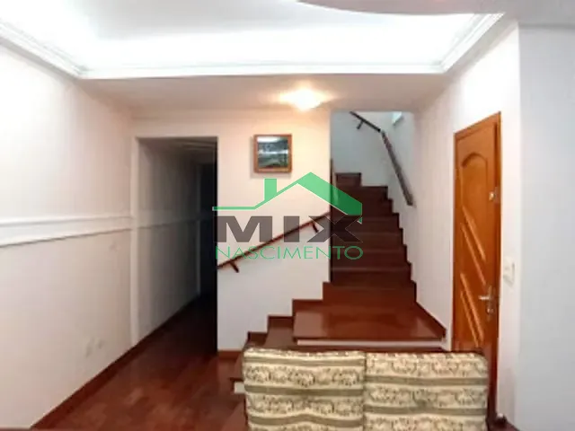 Casa com 282m² 3 quartos e 6 banheiros, à venda, no bairro Jardim Stella em Santo André