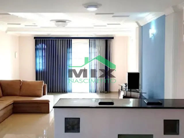 Casa com 282m² 3 quartos e 6 banheiros, à venda, no bairro Jardim Stella em Santo André