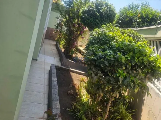 Sobrado 7 quartos e 4 banheiros, à venda, no bairro Jardim das Indústrias em São José dos Campos
