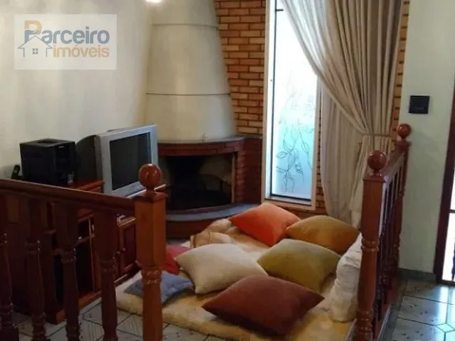 Casa 3 quartos e 5 banheiros, à venda, no bairro Vila Matilde em São Paulo