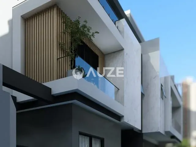Sobrado com 166m² 3 quartos e 4 banheiros, à venda, no bairro Guabirotuba em Curitiba