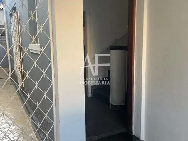 Sobrado com 161m² 3 quartos e 2 banheiros, à venda, no bairro Centro em Taubaté
