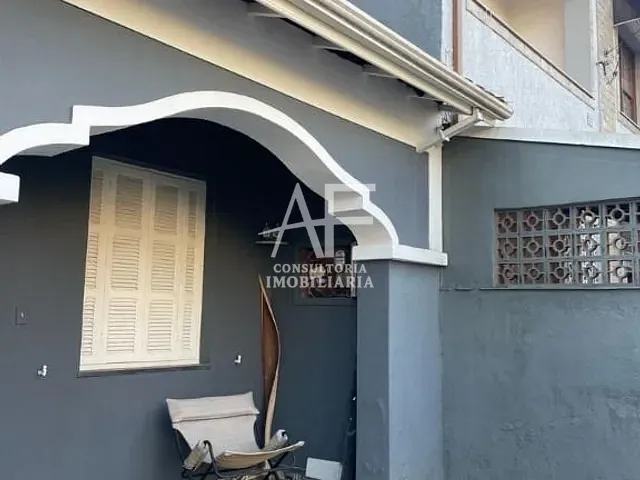 Sobrado com 161m² 3 quartos e 2 banheiros, à venda, no bairro Centro em Taubaté
