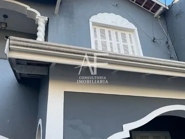 Sobrado com 161m² 3 quartos e 2 banheiros, à venda, no bairro Centro em Taubaté