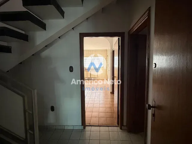 Sobrado com 450m² 3 quartos e 6 banheiros, à venda ou para alugar, no bairro Barcelona em São Caetano do Sul