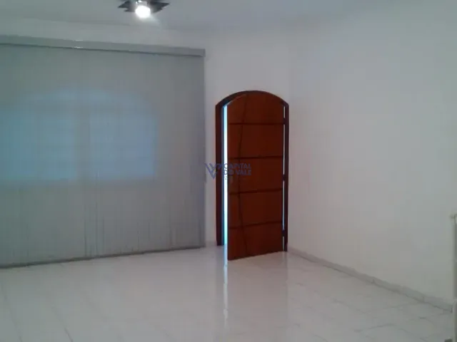 Sobrado 3 quartos e 3 banheiros, à venda ou para alugar, no bairro Residencial Bosque dos Ipês em São José dos Campos