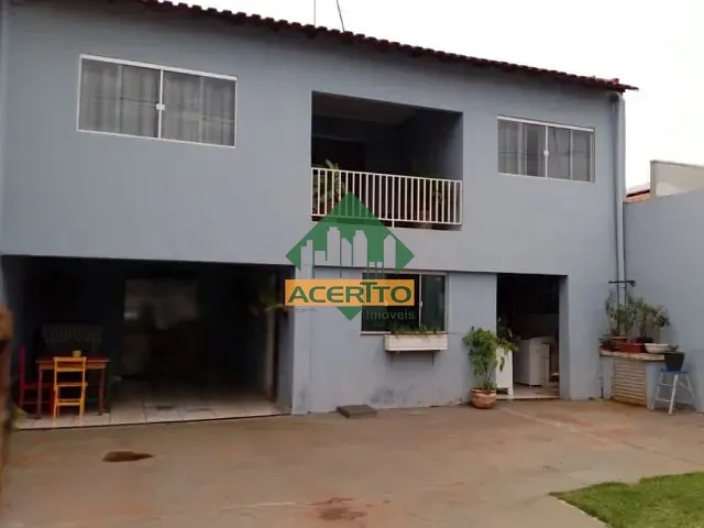 Sobrado com 250m² 3 quartos e 3 banheiros, à venda, no bairro Água Branca I em Araçatuba