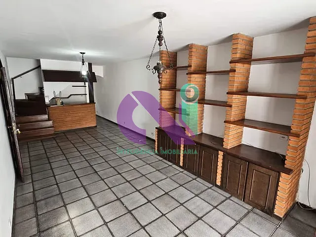 Sobrado com 125m² 3 quartos e 2 banheiros, à venda, no bairro Cipava em Osasco