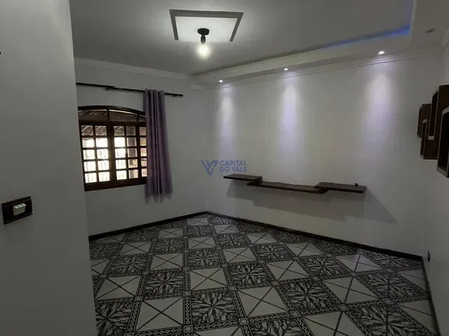 Sobrado com 267m² 3 quartos e 3 banheiros, à venda, no bairro Jardim das Indústrias em São José dos Campos