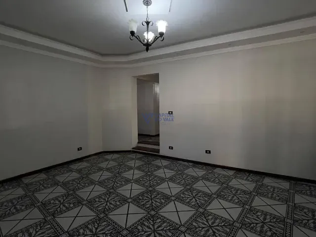 Sobrado com 267m² 3 quartos e 3 banheiros, à venda, no bairro Jardim das Indústrias em São José dos Campos