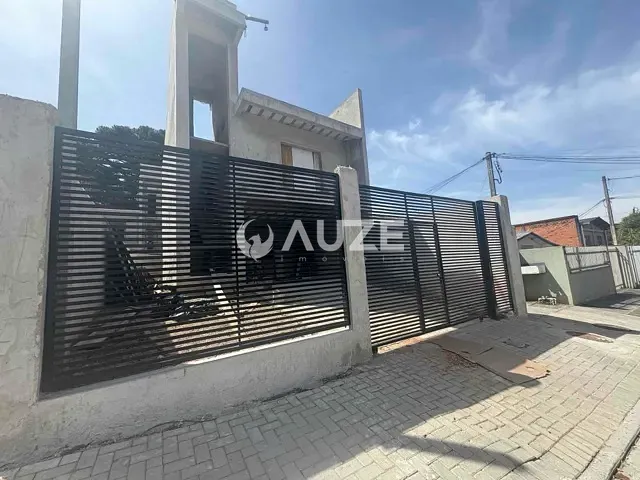 Sobrado com 169m² 3 quartos e 3 banheiros, à venda, no bairro Campo Comprido em Curitiba