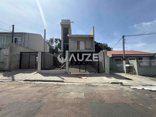 Sobrado com 169m² 3 quartos e 3 banheiros, à venda, no bairro Campo Comprido em Curitiba