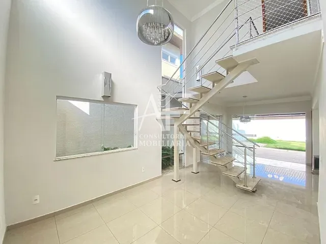 Sobrado com 250m² 3 quartos e 3 banheiros, à venda, no bairro Jardim Hípica Pinheiro em Taubaté