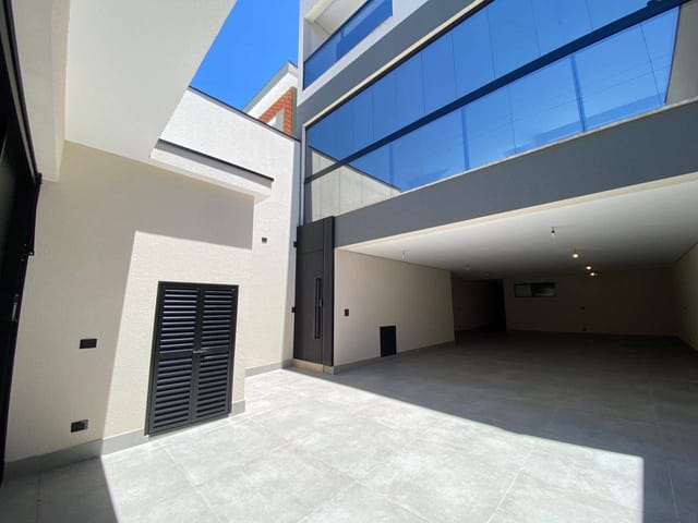 Sobrado com 420m² 3 quartos e 7 banheiros, à venda, no bairro Olímpico em São Caetano do Sul