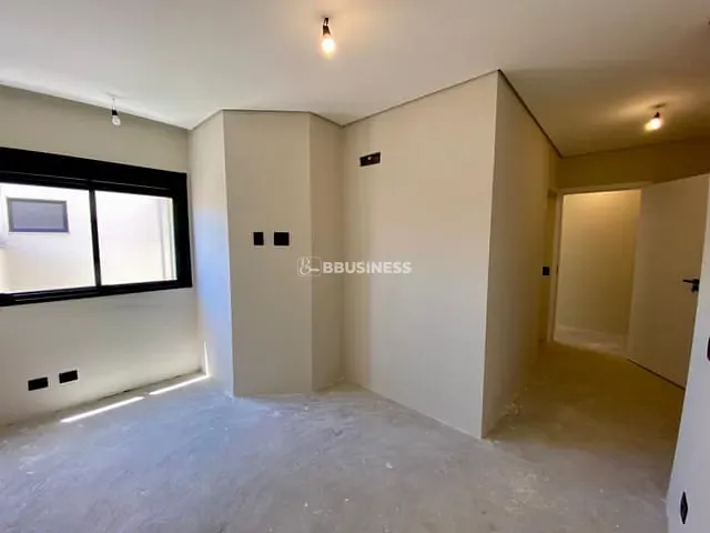 Sobrado com 420m² 3 quartos e 7 banheiros, à venda, no bairro Olímpico em São Caetano do Sul