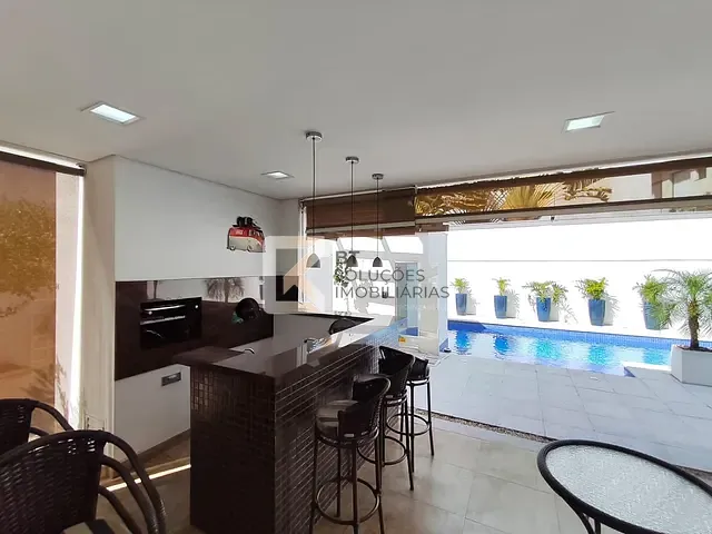 Sobrado com 521m² 3 quartos e 8 banheiros, à venda, no bairro Vila Suíça em Indaiatuba