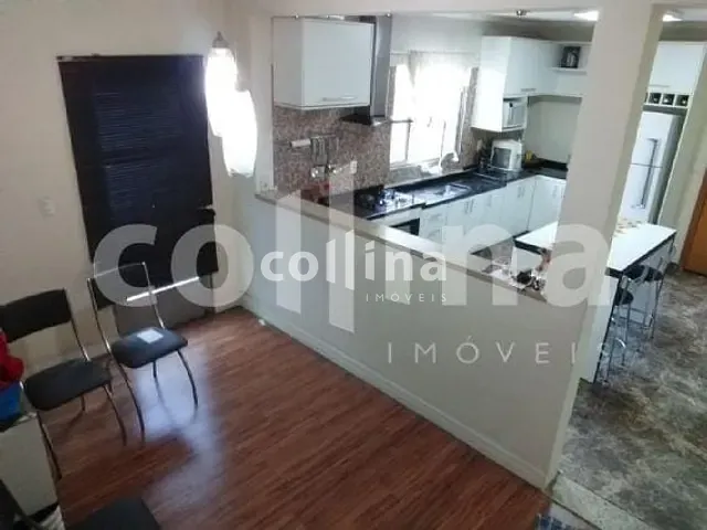 Sobrado com 180m² 4 quartos e 1 banheiro, à venda, no bairro Vila Três Irmãos em Carapicuíba