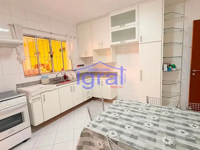 Sobrado com 104m² 2 quartos e 4 banheiros, à venda ou para alugar, no bairro Jardim Oriental em São Paulo