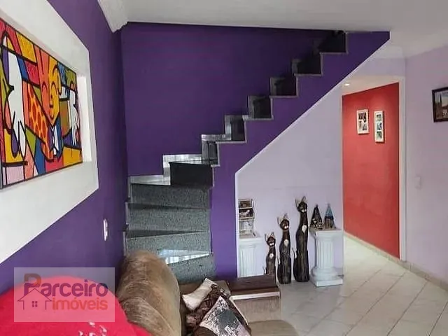 Casa 3 quartos e 2 banheiros, à venda, no bairro Vila Ré em São Paulo