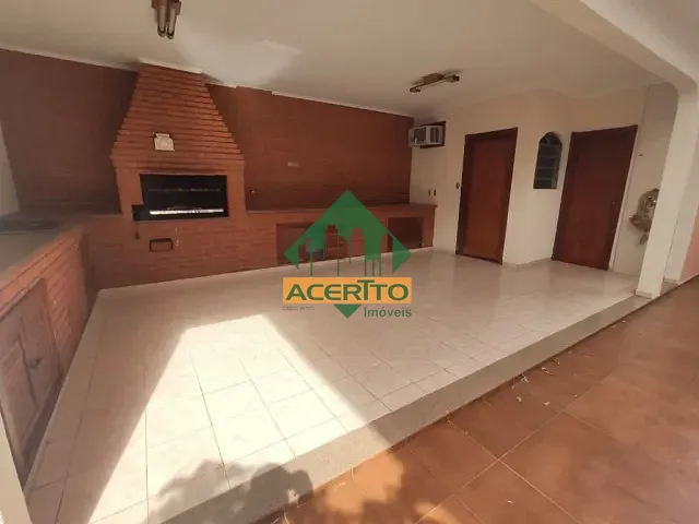Sobrado com 300m² 4 quartos e 4 banheiros, à venda, no bairro Bairro das Bandeiras em Araçatuba