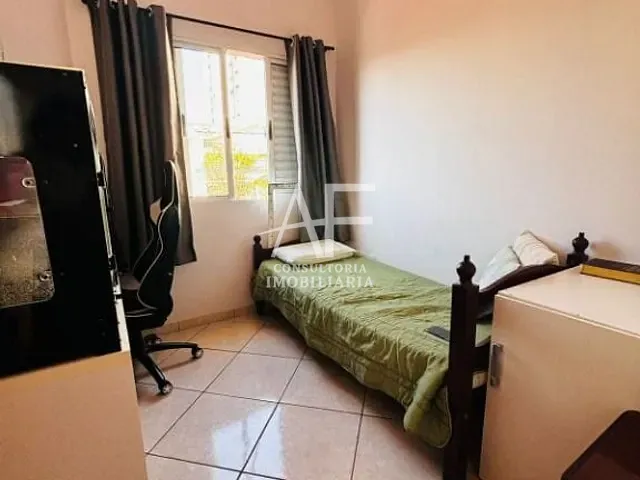 Sobrado com 300m² 4 quartos e 5 banheiros, à venda, no bairro Esplanada Independência em Taubaté