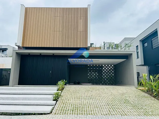 Sobrado com 995m² 4 quartos e 5 banheiros, à venda, no bairro Condomínio Reserva do Paratehy em São José dos Campos