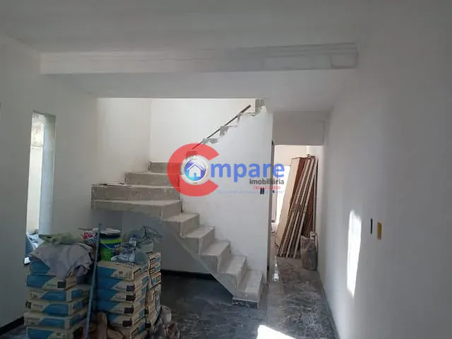 Sobrado com 125m² 3 quartos e 1 banheiro, à venda, no bairro Jardim Santa Cecília em Guarulhos