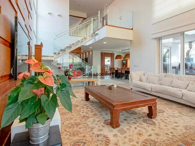 Sobrado com 550m², à venda, no bairro Jardim São Caetano em São Caetano do Sul