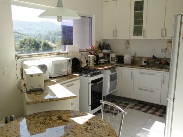 Foto do Sobrado - Sobrado residencial à venda, Centenário, Jambeiro. | INDEPENDENCE NEGOCIOS IMOBILIARIOS LTDA