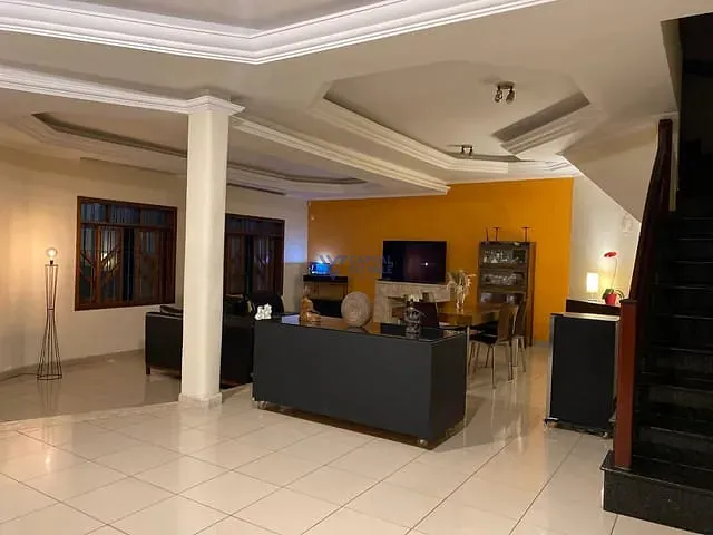 Sobrado com 425m² 3 quartos e 5 banheiros, à venda, no bairro Jardim Alvorada em São José dos Campos